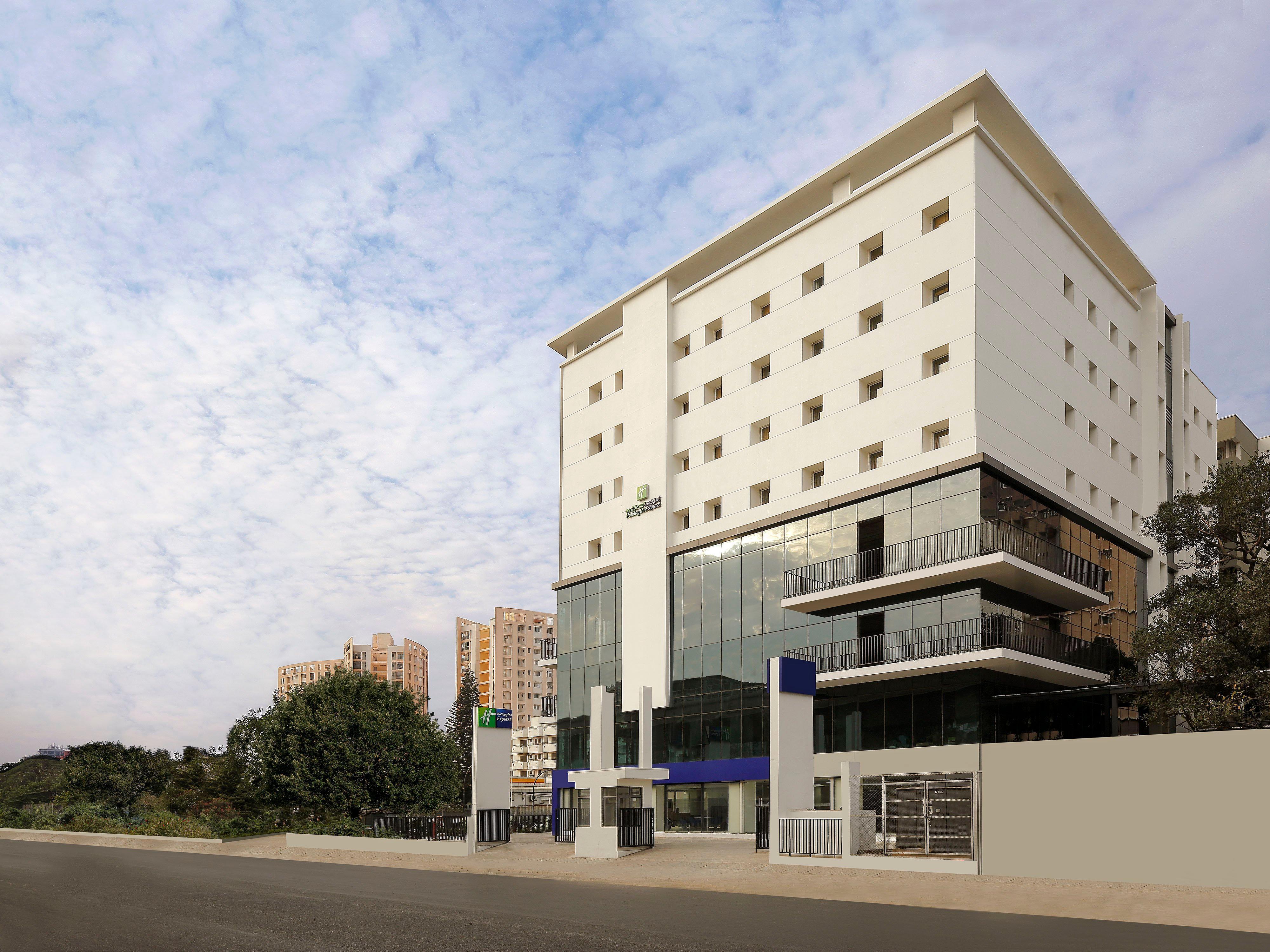 Holiday Inn Express Bengaluru Yeshwantpur, An Ihg Hotel Extérieur photo